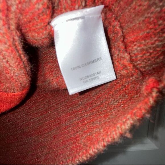 Nordstrom Collection Button Front Wrap Short Sleeve Ribbed Cashmere Sweater Top - Picture 4 of 6